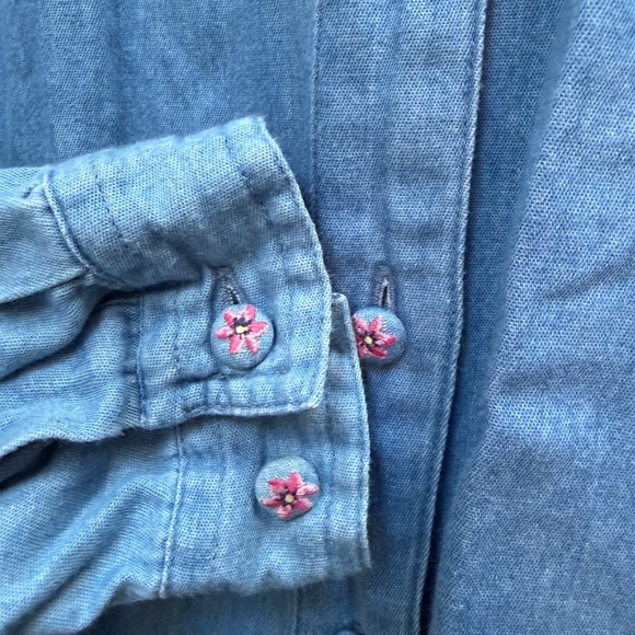 Northern Reflections Blue Floral Denim Shirt - Picture 4 of 5